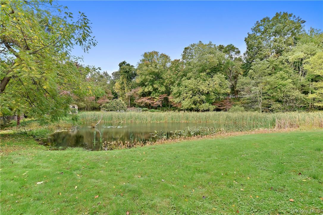 160 Long Ridge Road