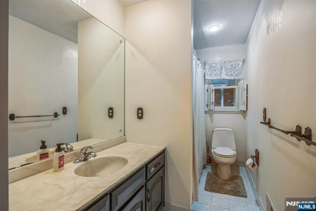 3 Christine Court