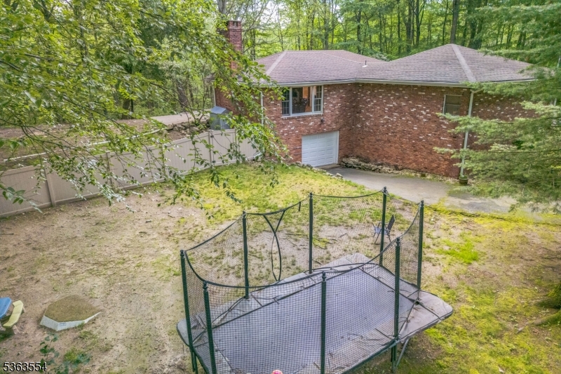 3 Christine Ct