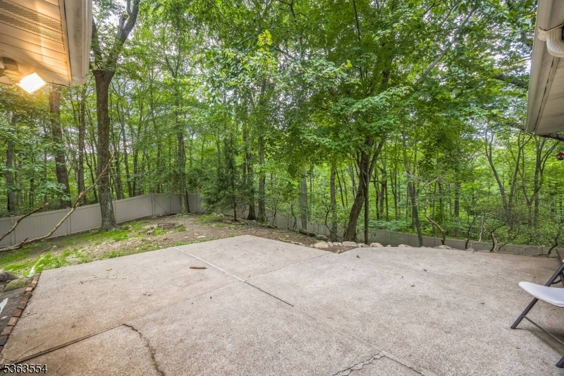 3 Christine Ct