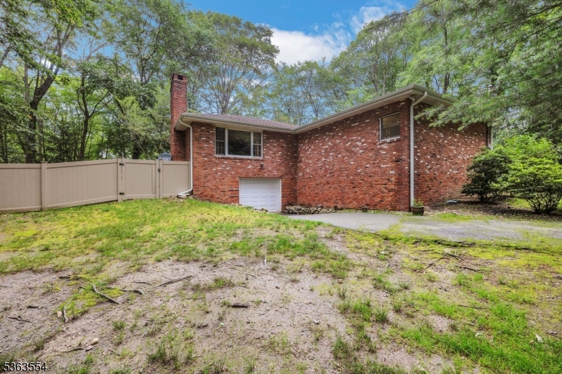 3 Christine Ct