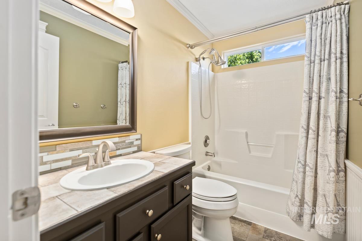 12888 W Goldenbrook Ct.
