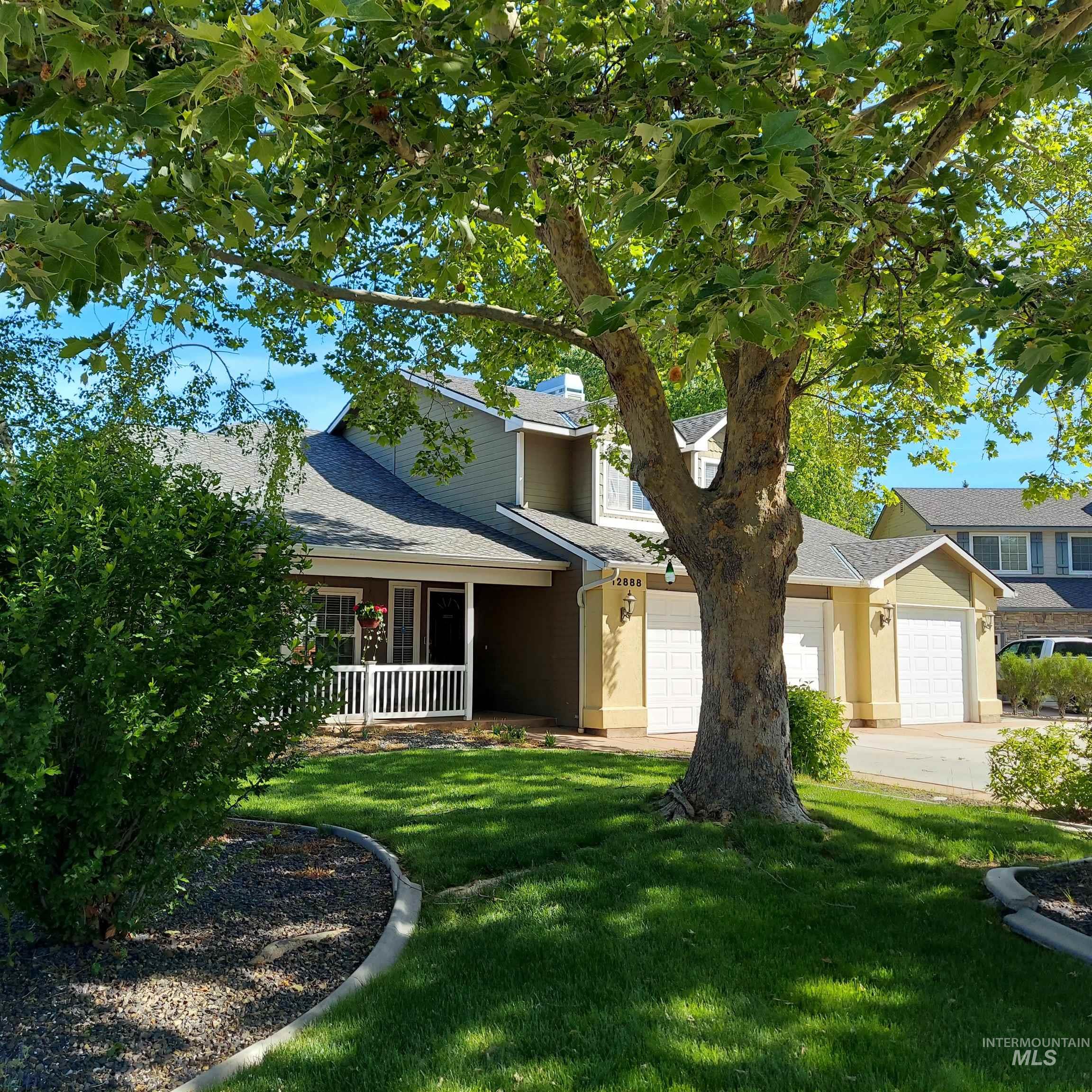 12888 W Goldenbrook Ct.