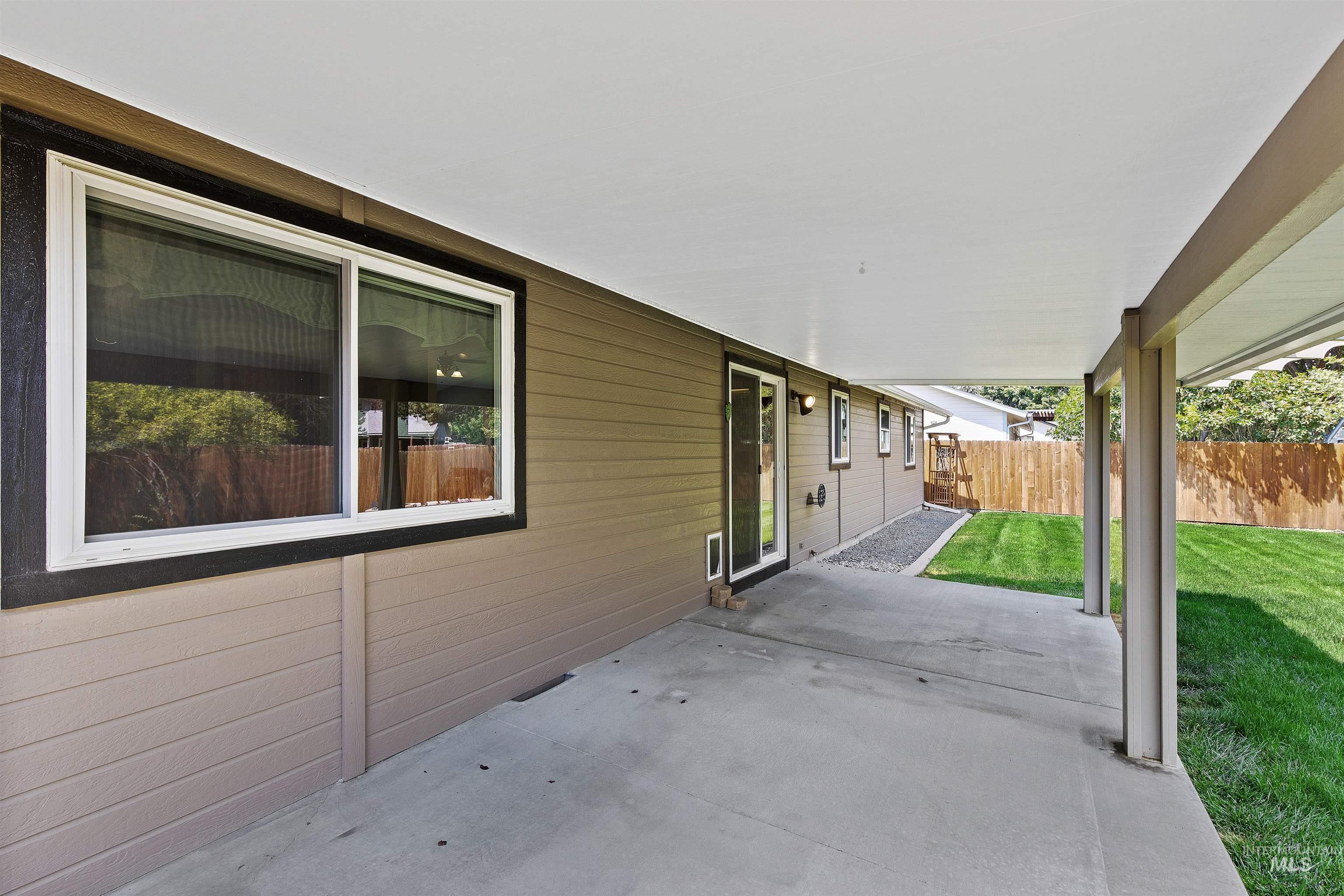 2008 N Citrus Avenue