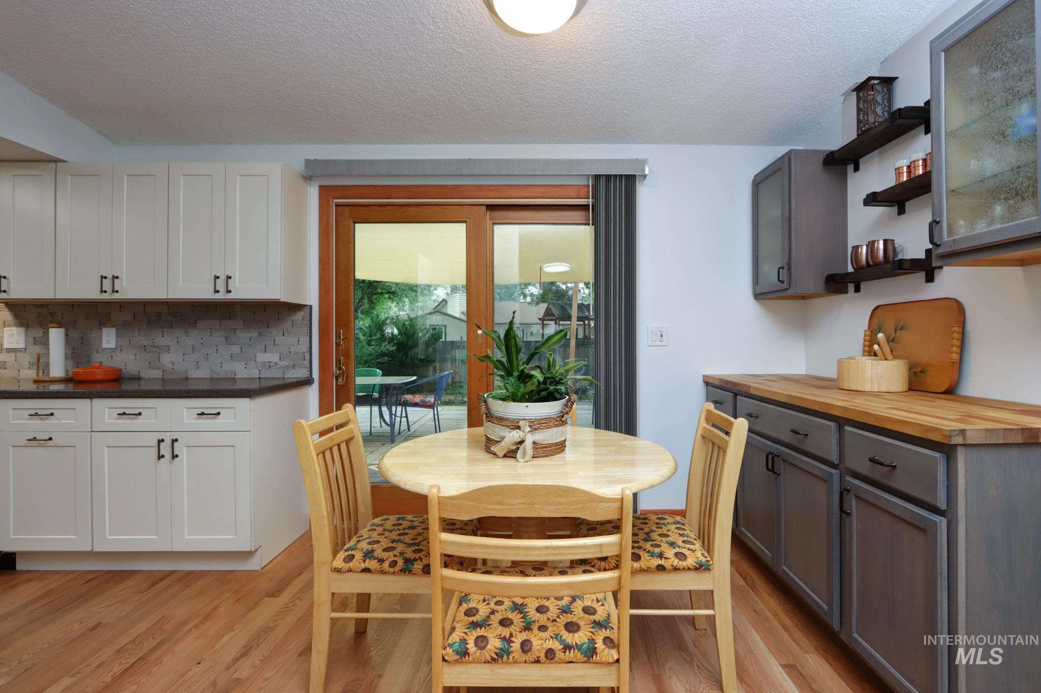 3973 S Pittsfield