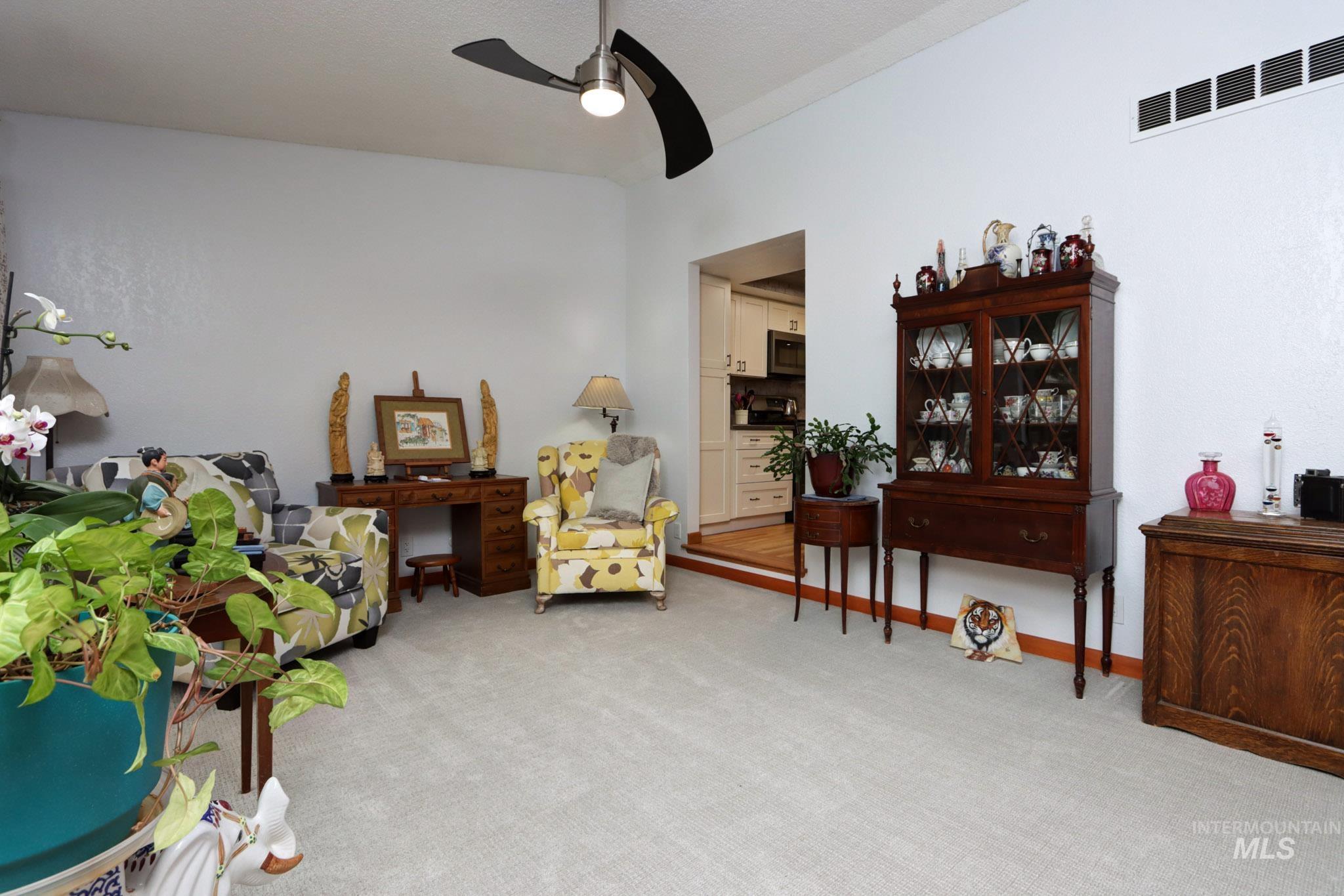 3973 S Pittsfield