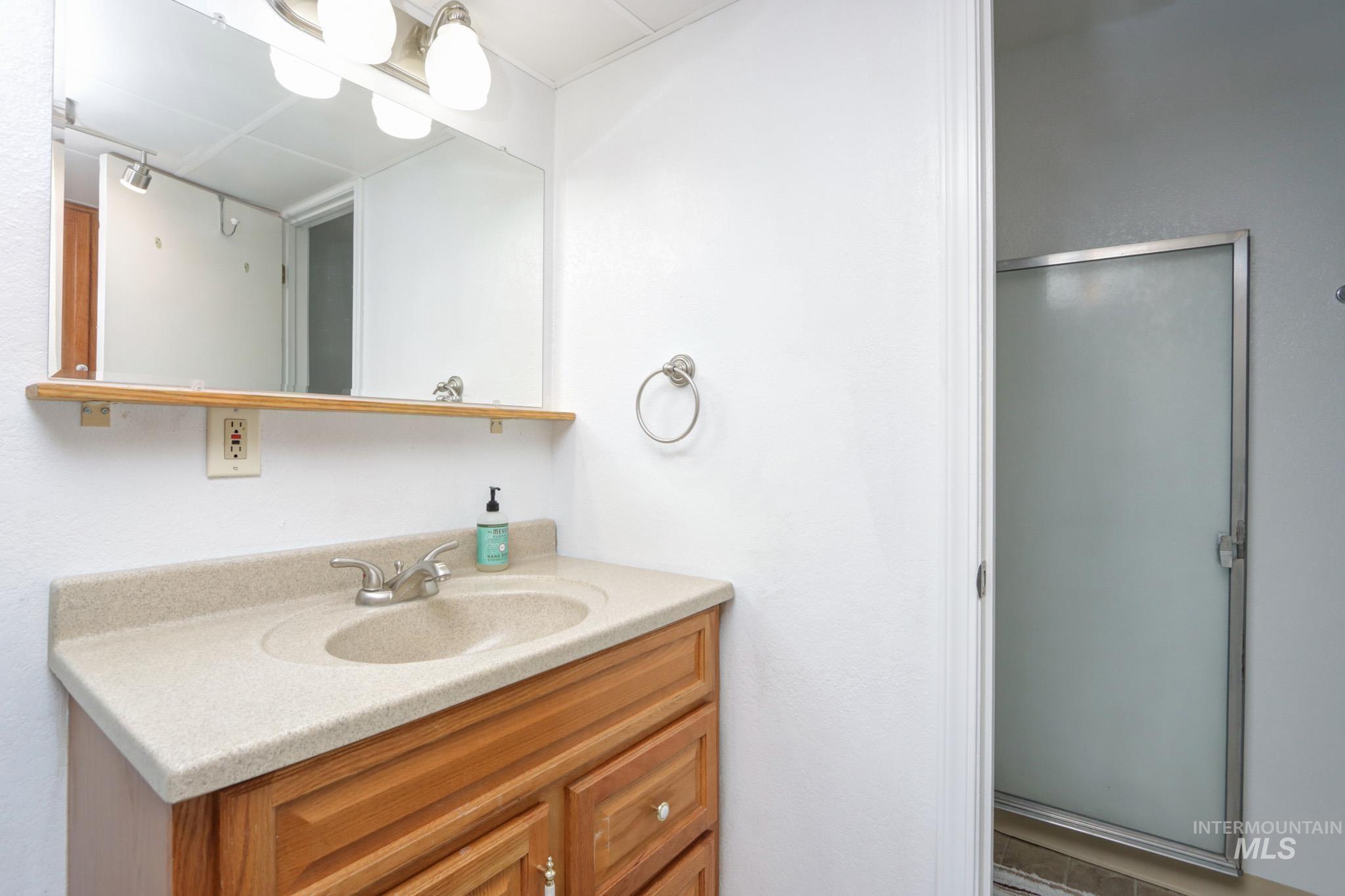 3973 S Pittsfield