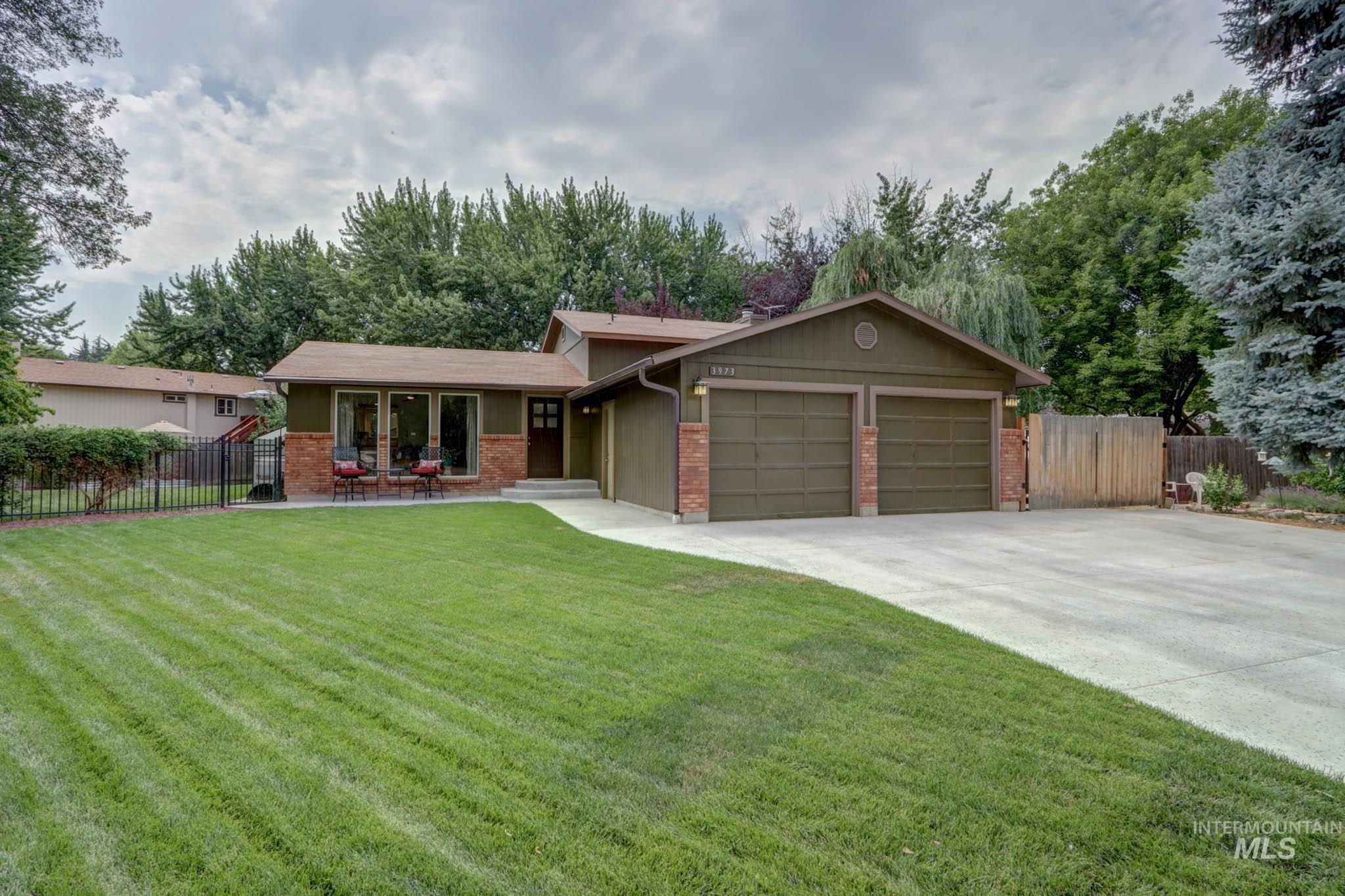 3973 S Pittsfield