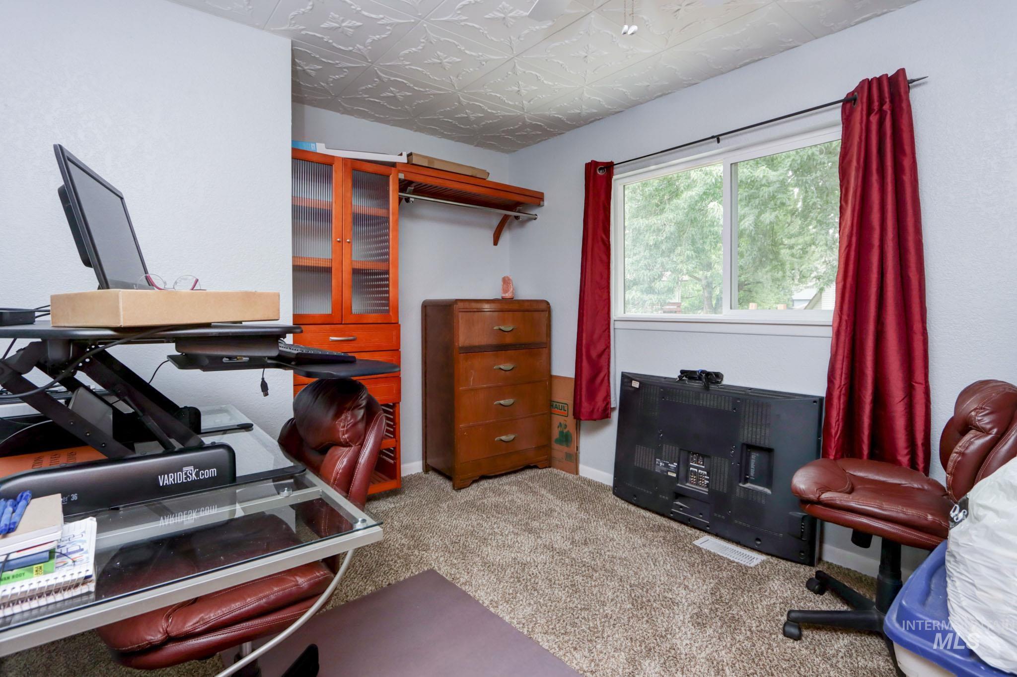 3973 S Pittsfield