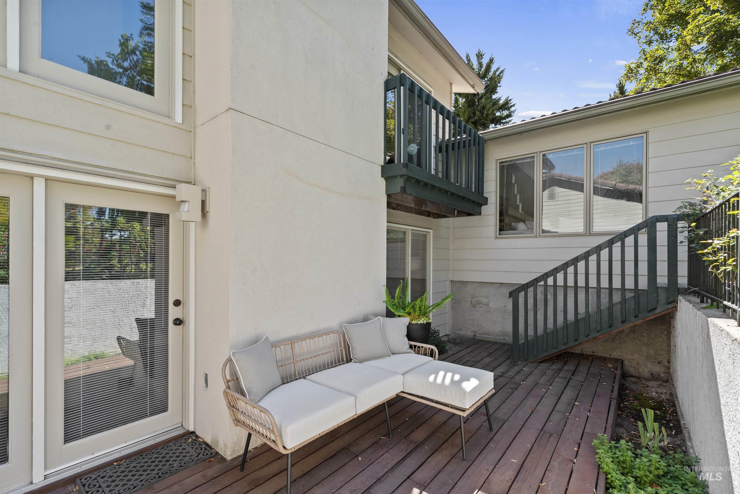5813 W Gate House Court