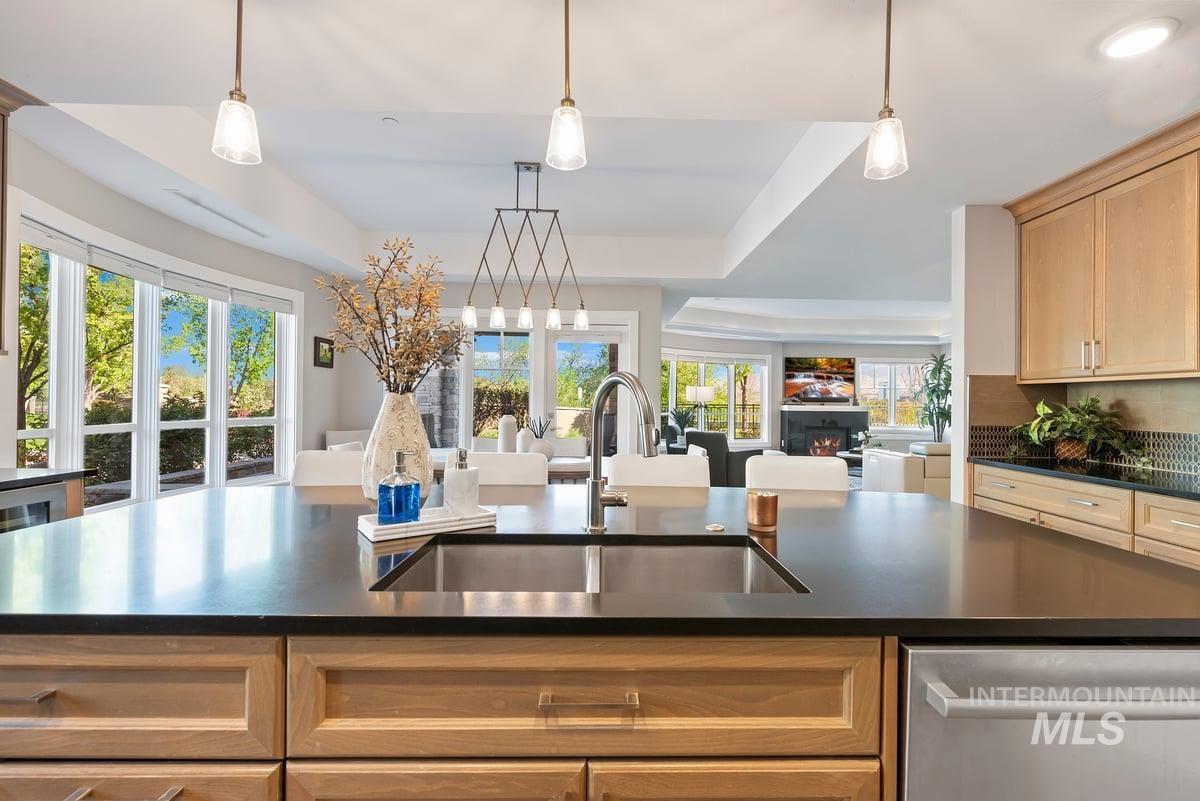 2967 W Crescent Rim Drive Unit: 105
