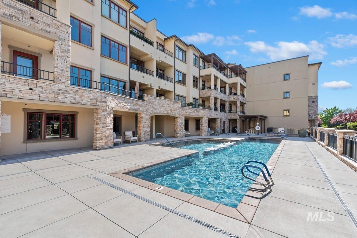 2967 W Crescent Rim Drive Unit: 105