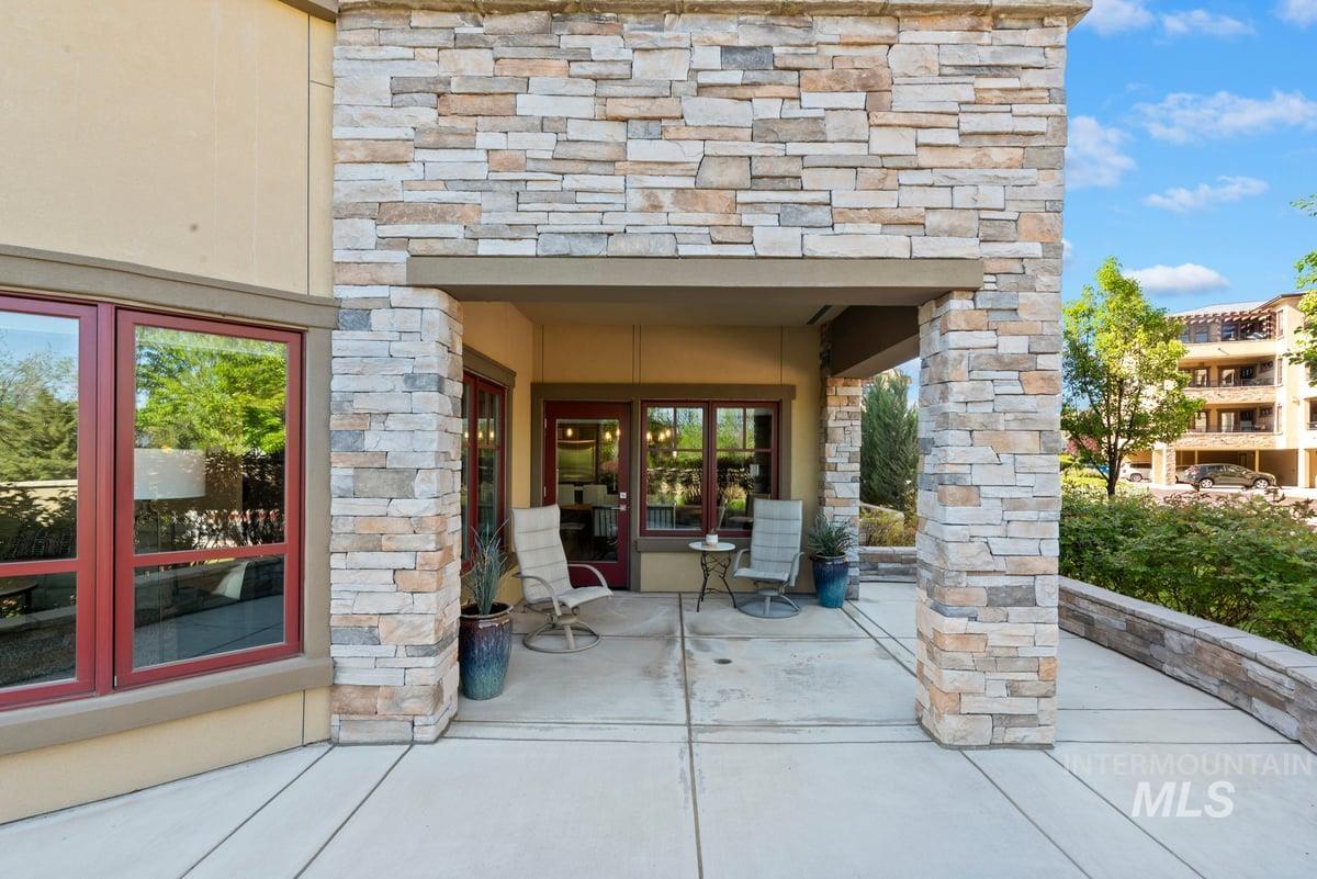 2967 W Crescent Rim Drive Unit: 105