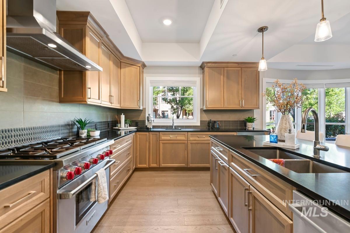 2967 W Crescent Rim Drive Unit: 105