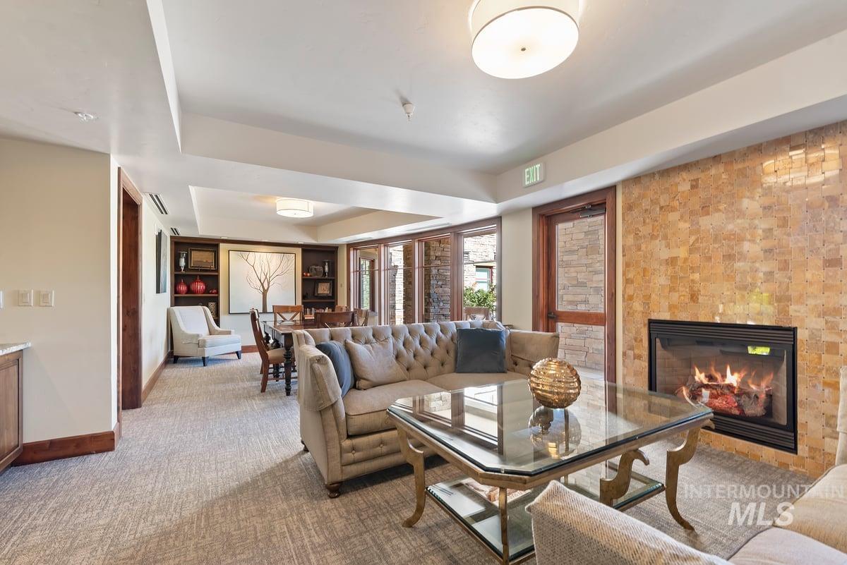 2967 W Crescent Rim Drive Unit: 105