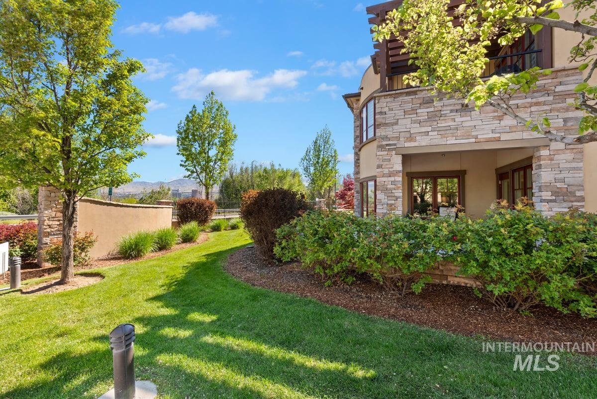 2967 W Crescent Rim Drive Unit: 105