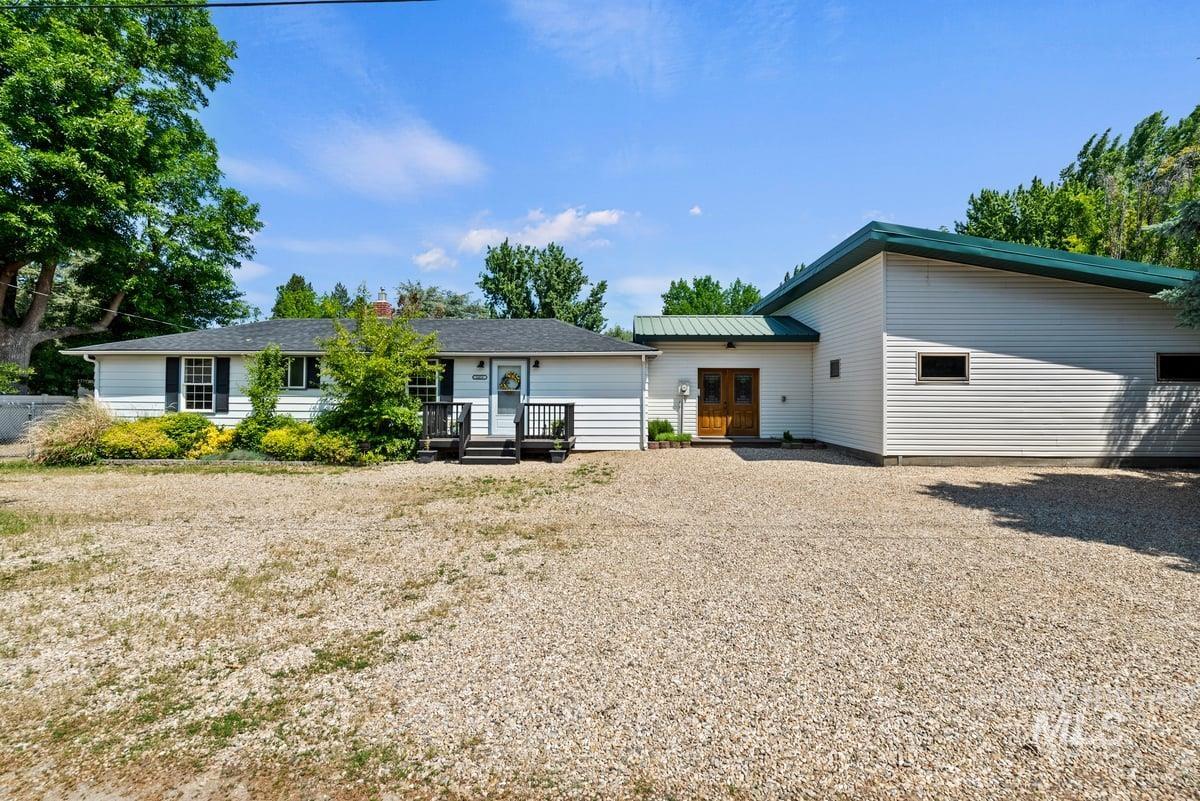 1416 E Melody St.