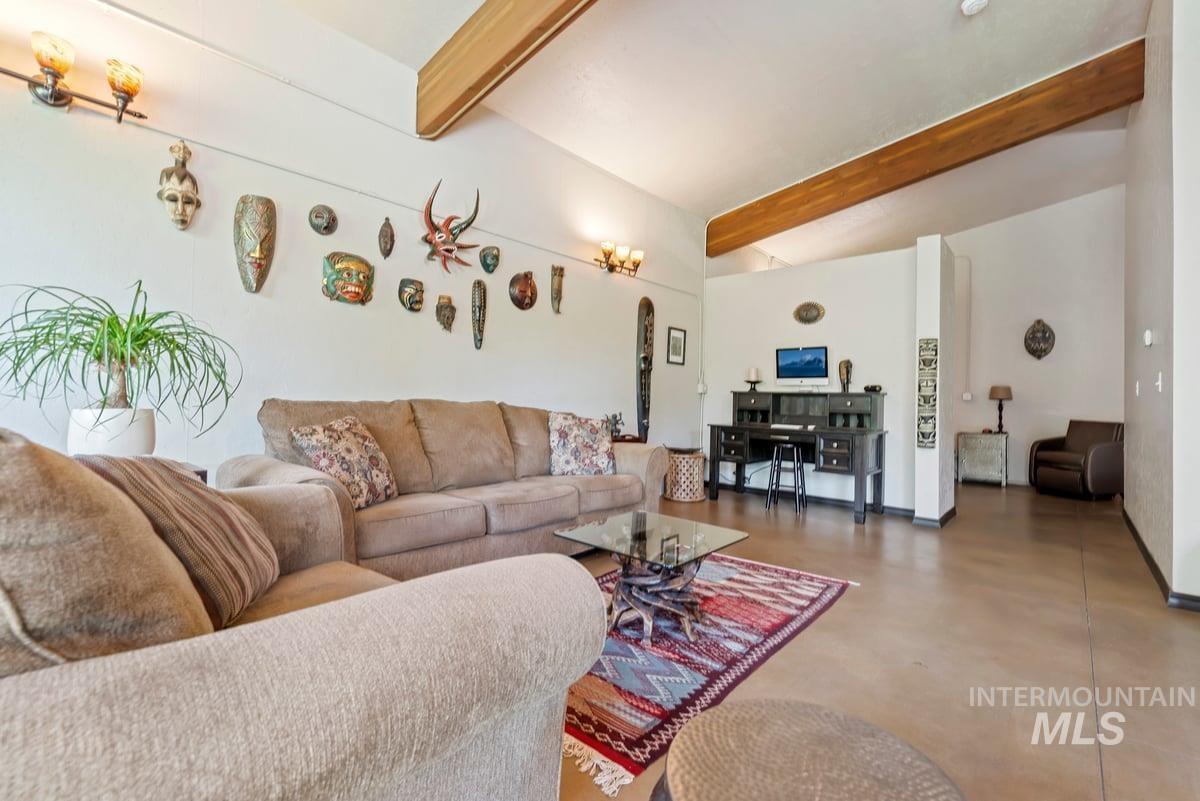1416 E Melody St.