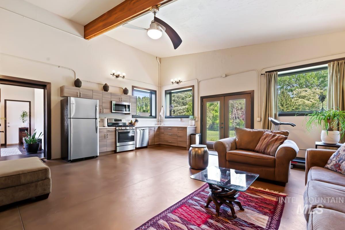 1416 E Melody St.
