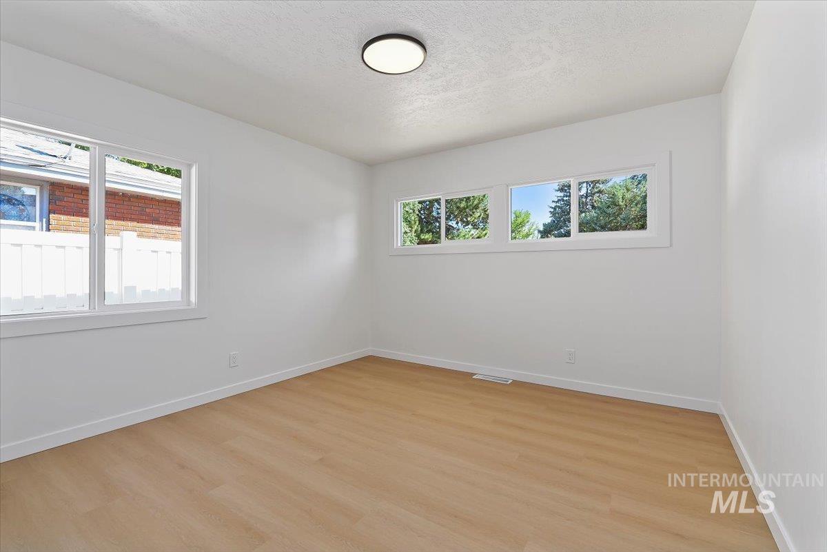 6805 Fairfield Ave