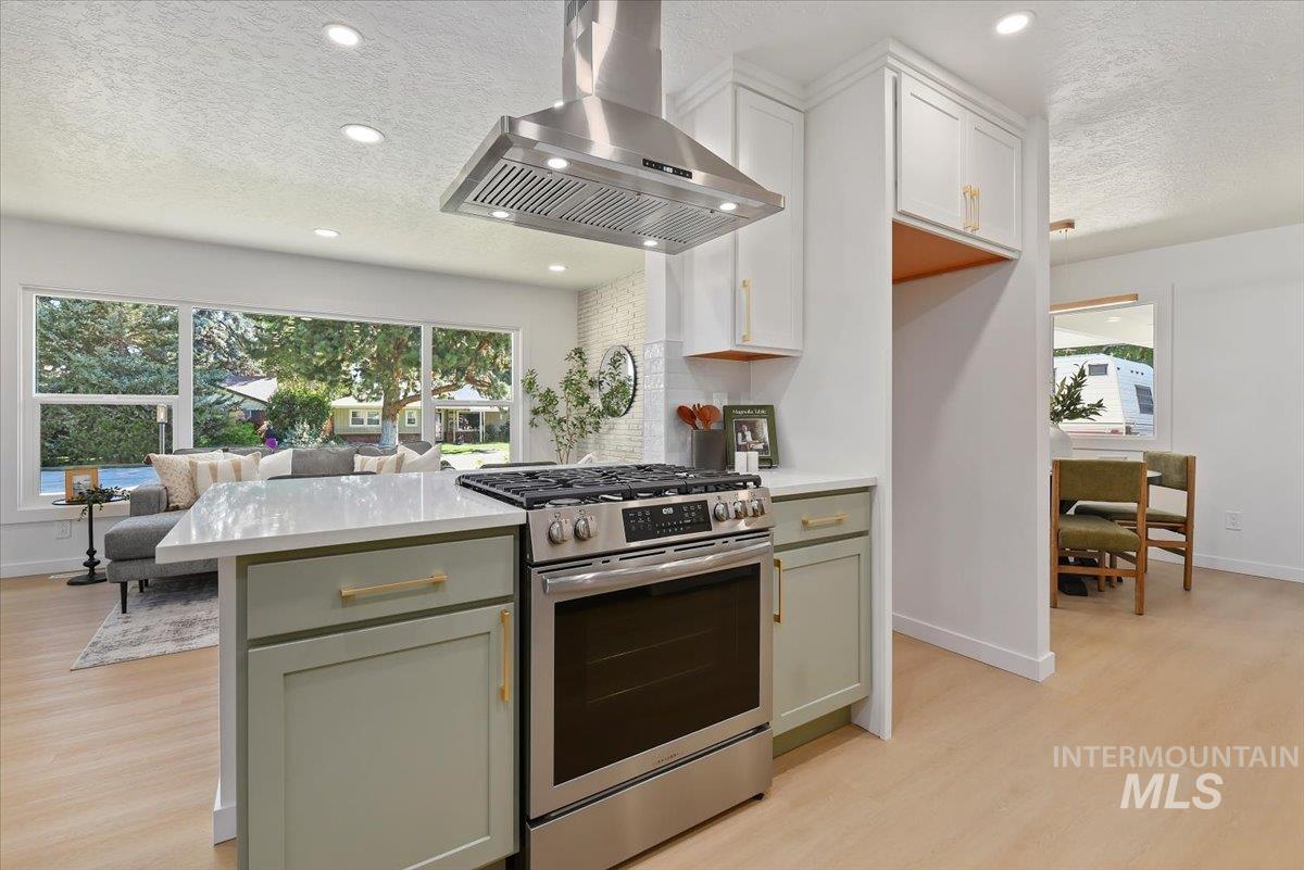 6805 Fairfield Ave