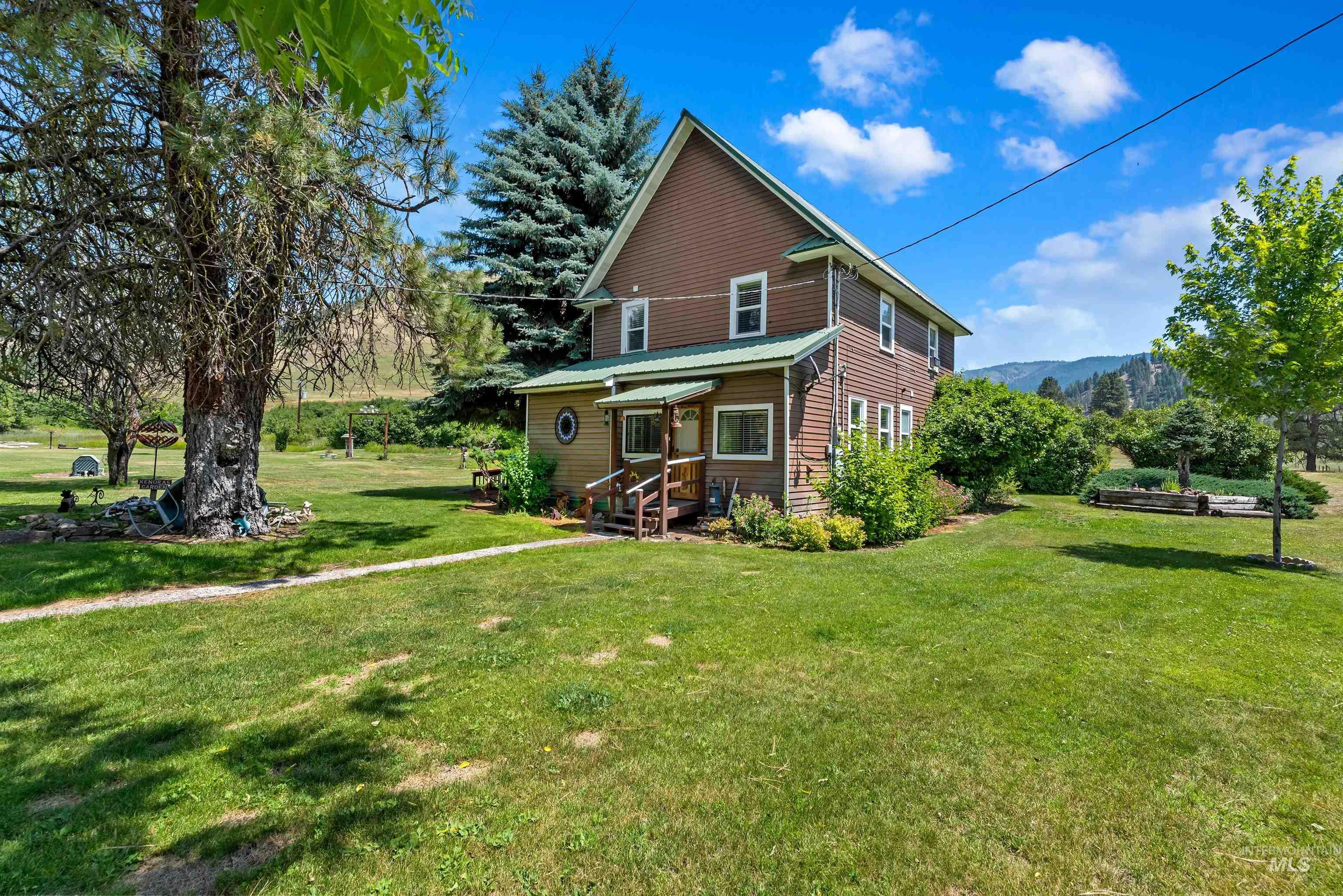 1650 Banks Lowman Road