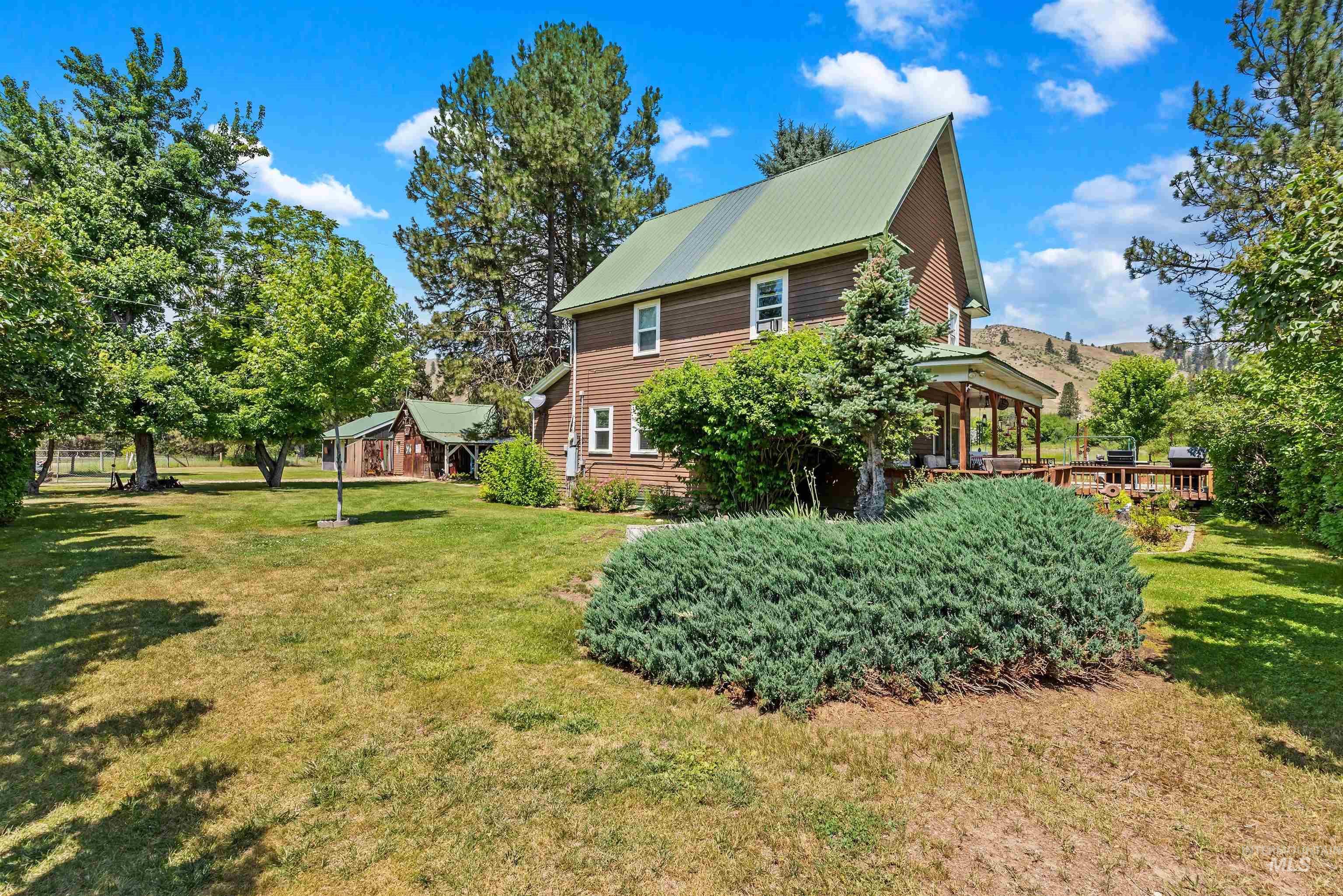 1650 Banks Lowman Road