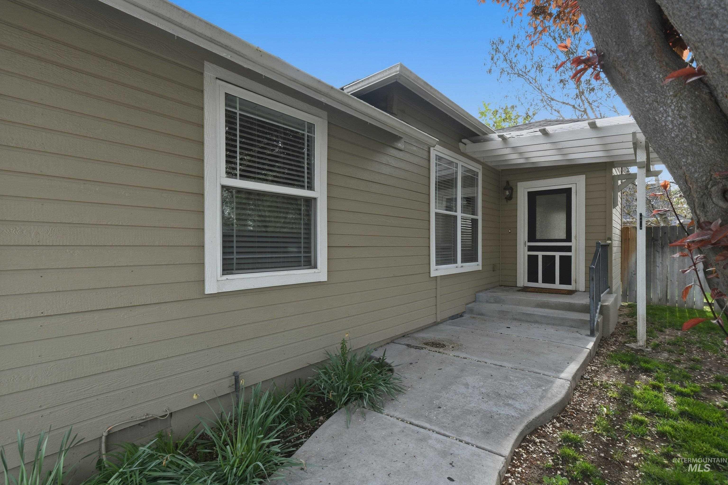 3836 N Jackie Lane