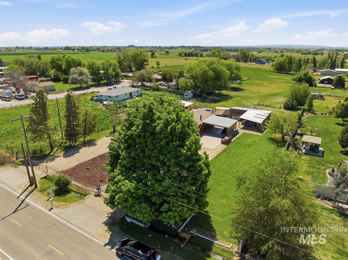 6325 W Overland Road