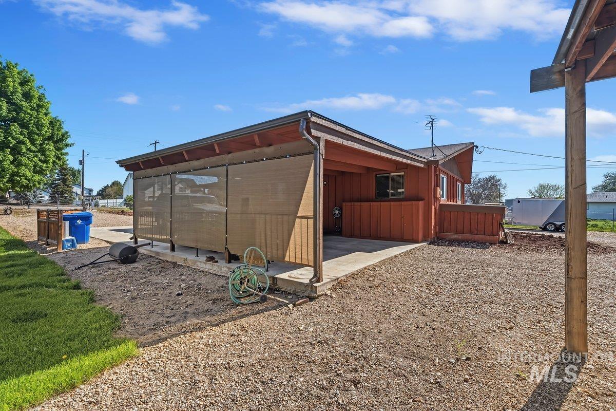 6325 W Overland Road
