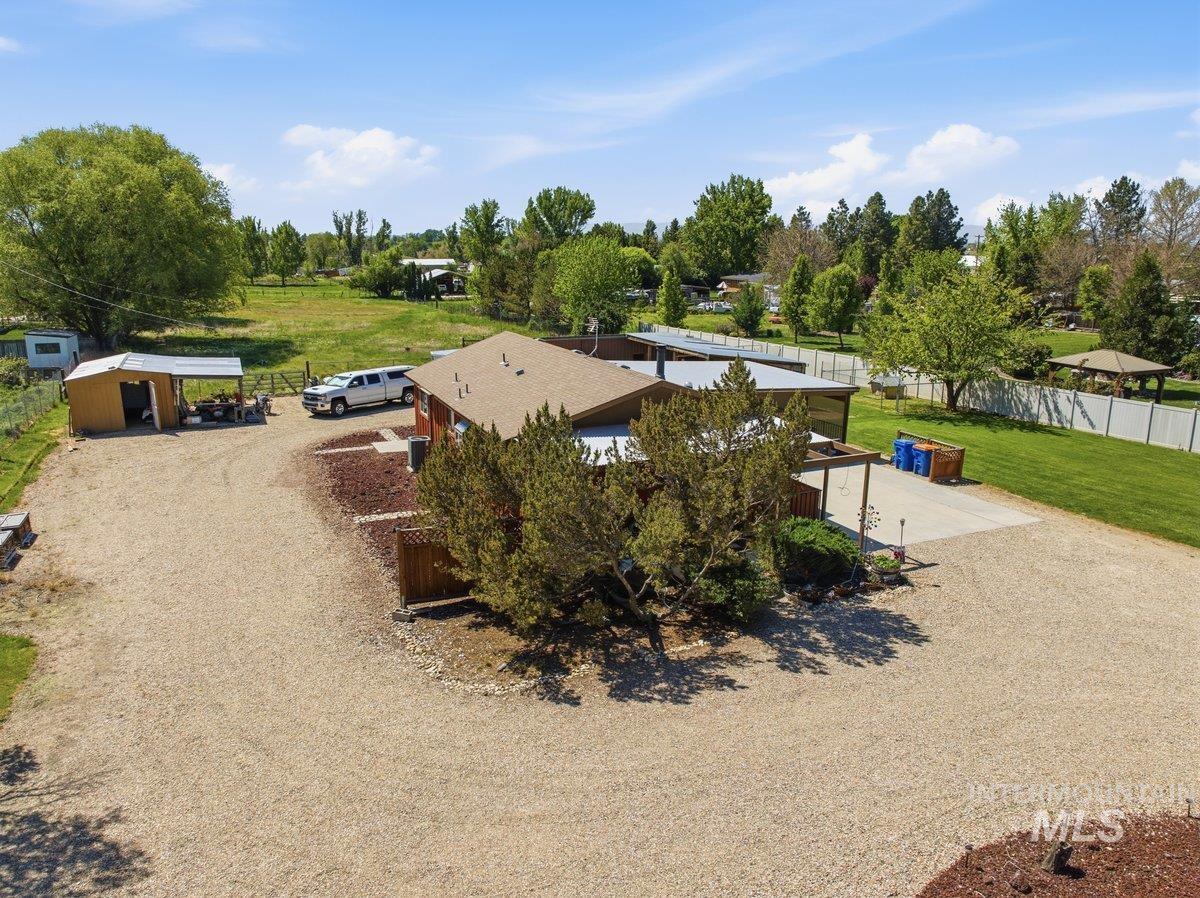 6325 W Overland Road