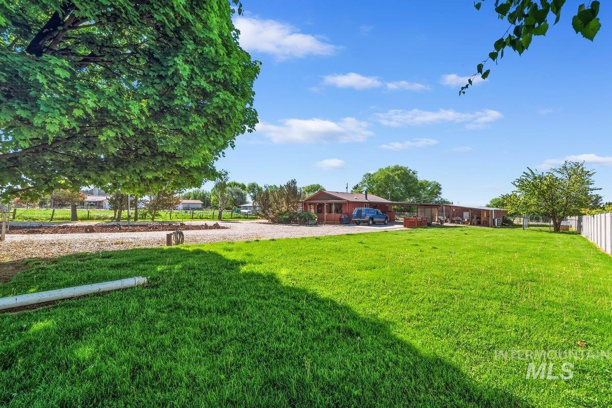 6325 W Overland Road