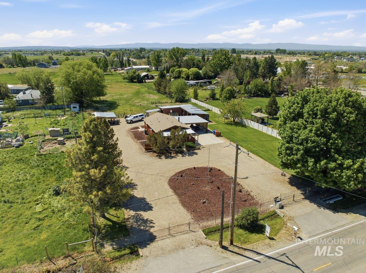 6325 W Overland Road