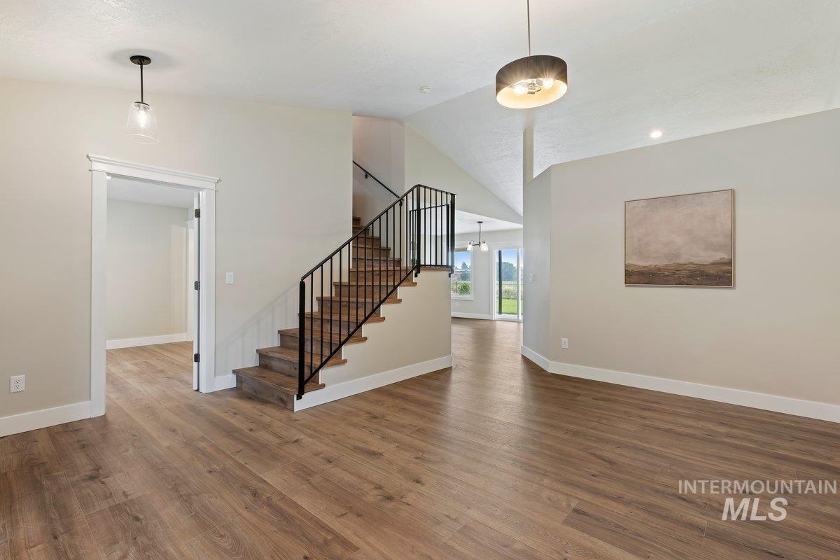 3597 S Capulet Way