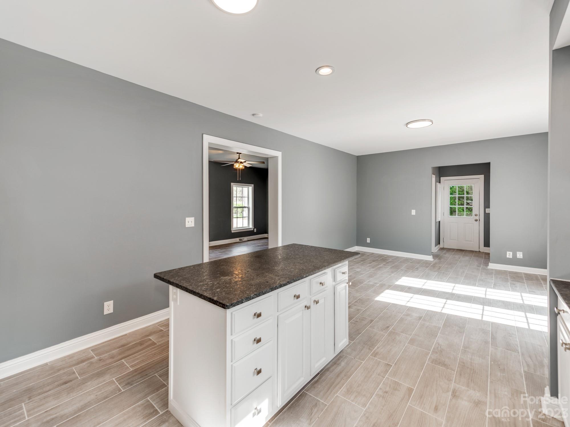 1528 Bowater Road