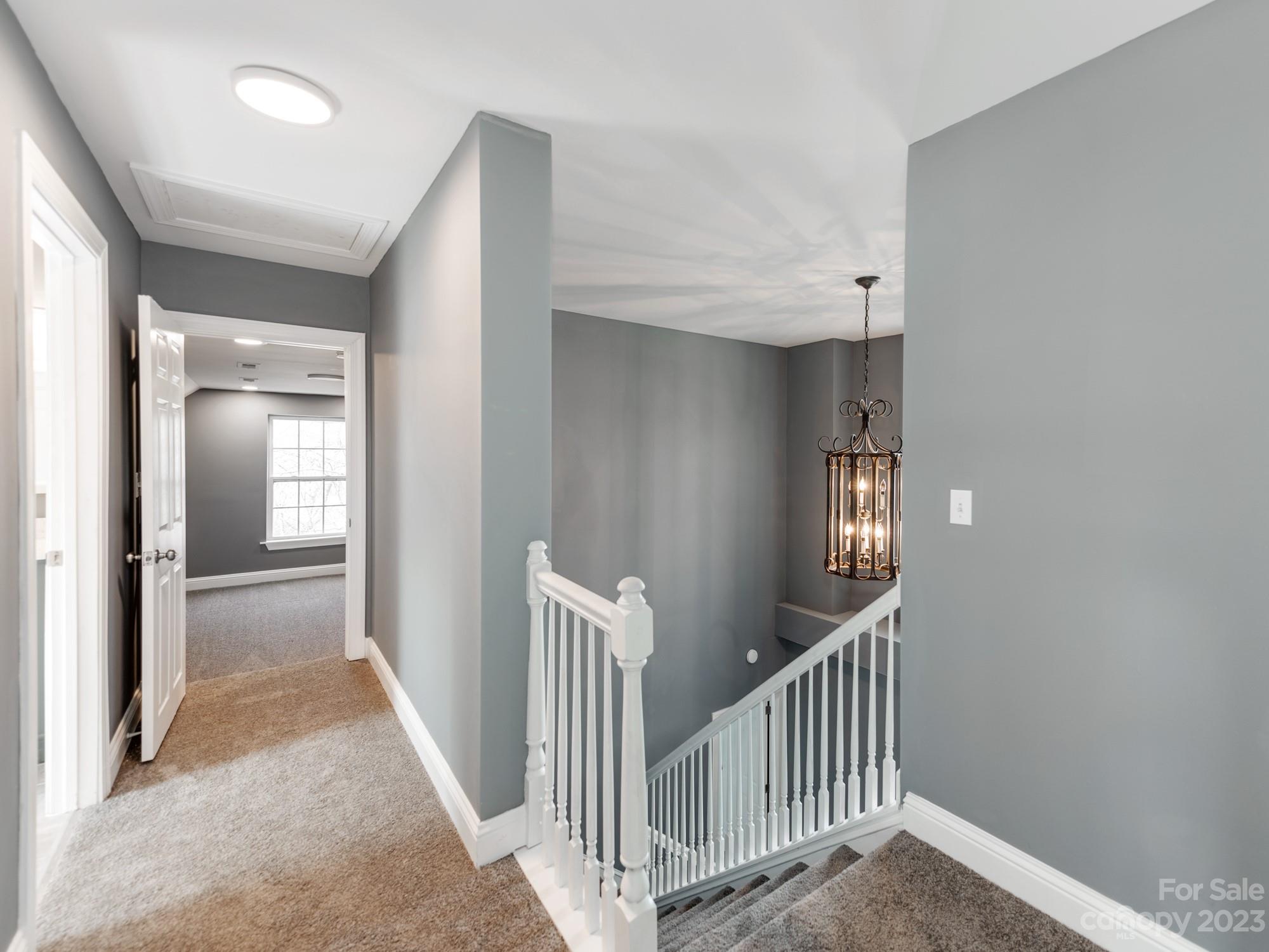 1528 Bowater Road