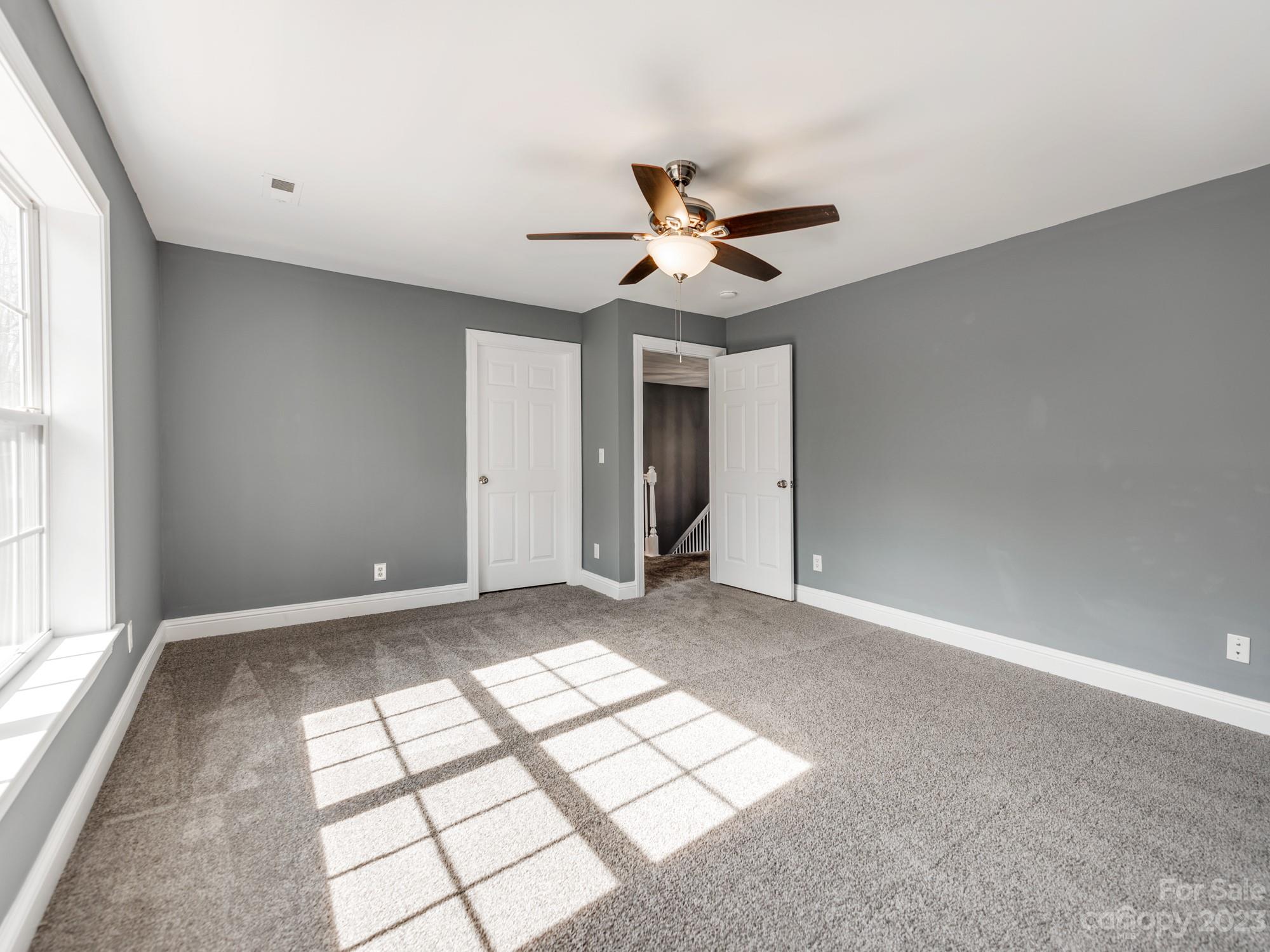 1528 Bowater Road