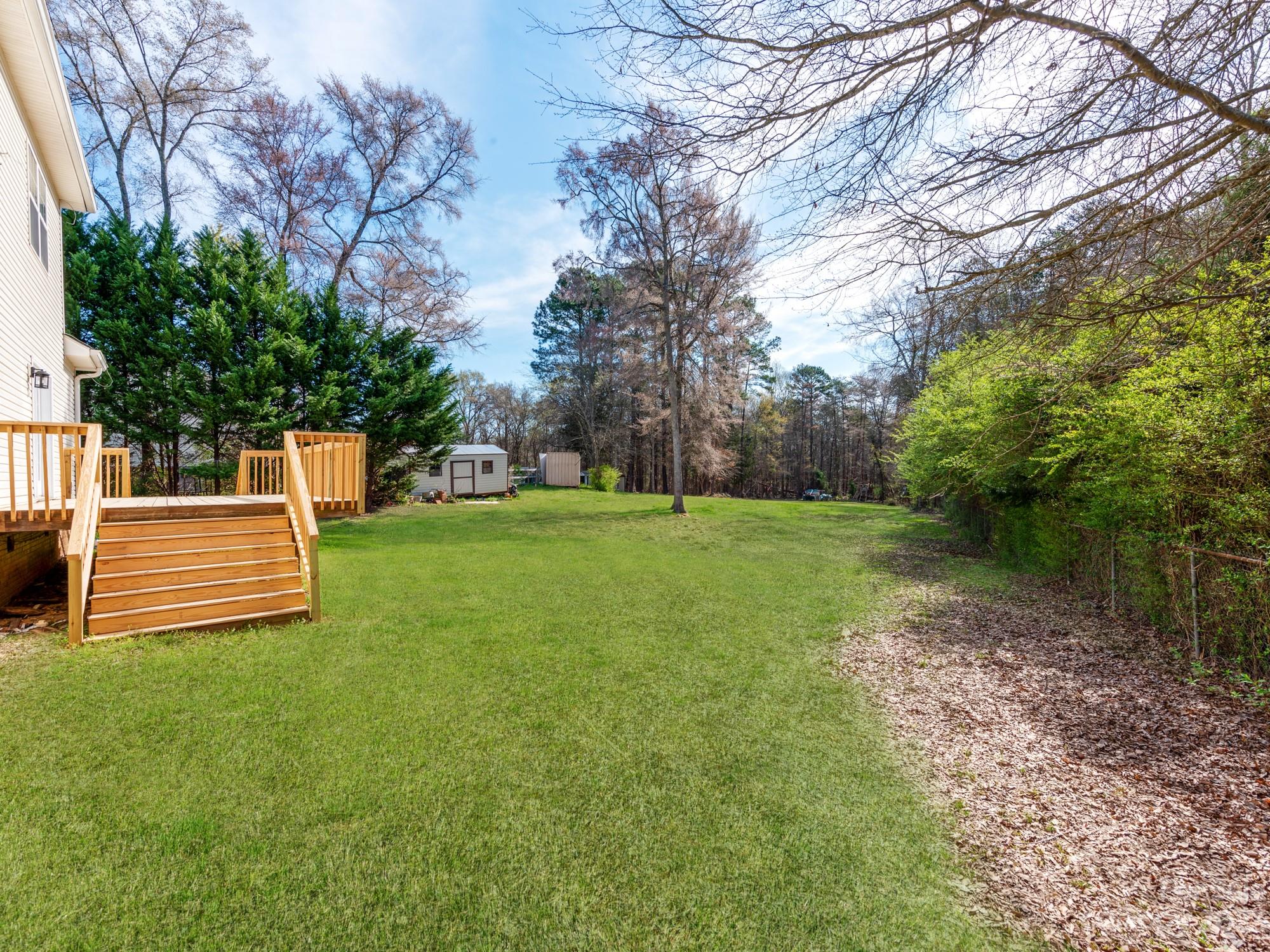 1528 Bowater Road