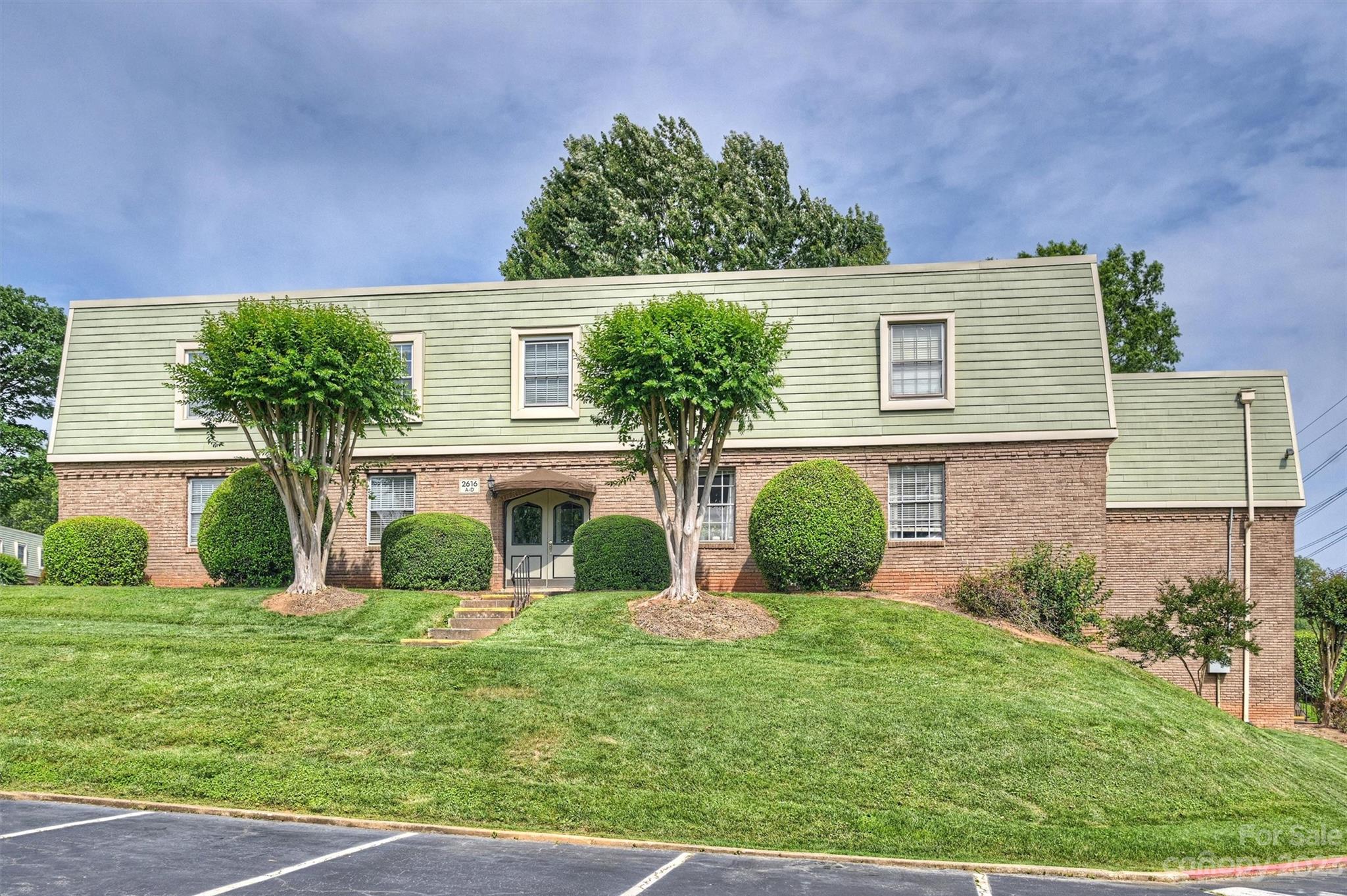 2616 Park Road Unit: B