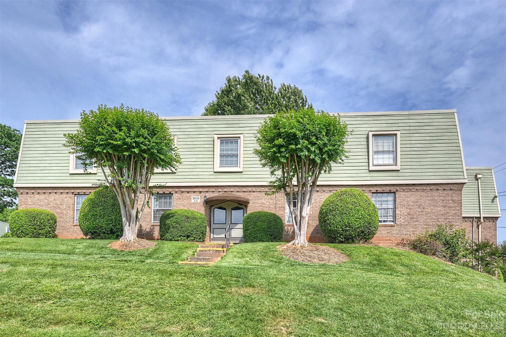 2616 Park Road Unit: B