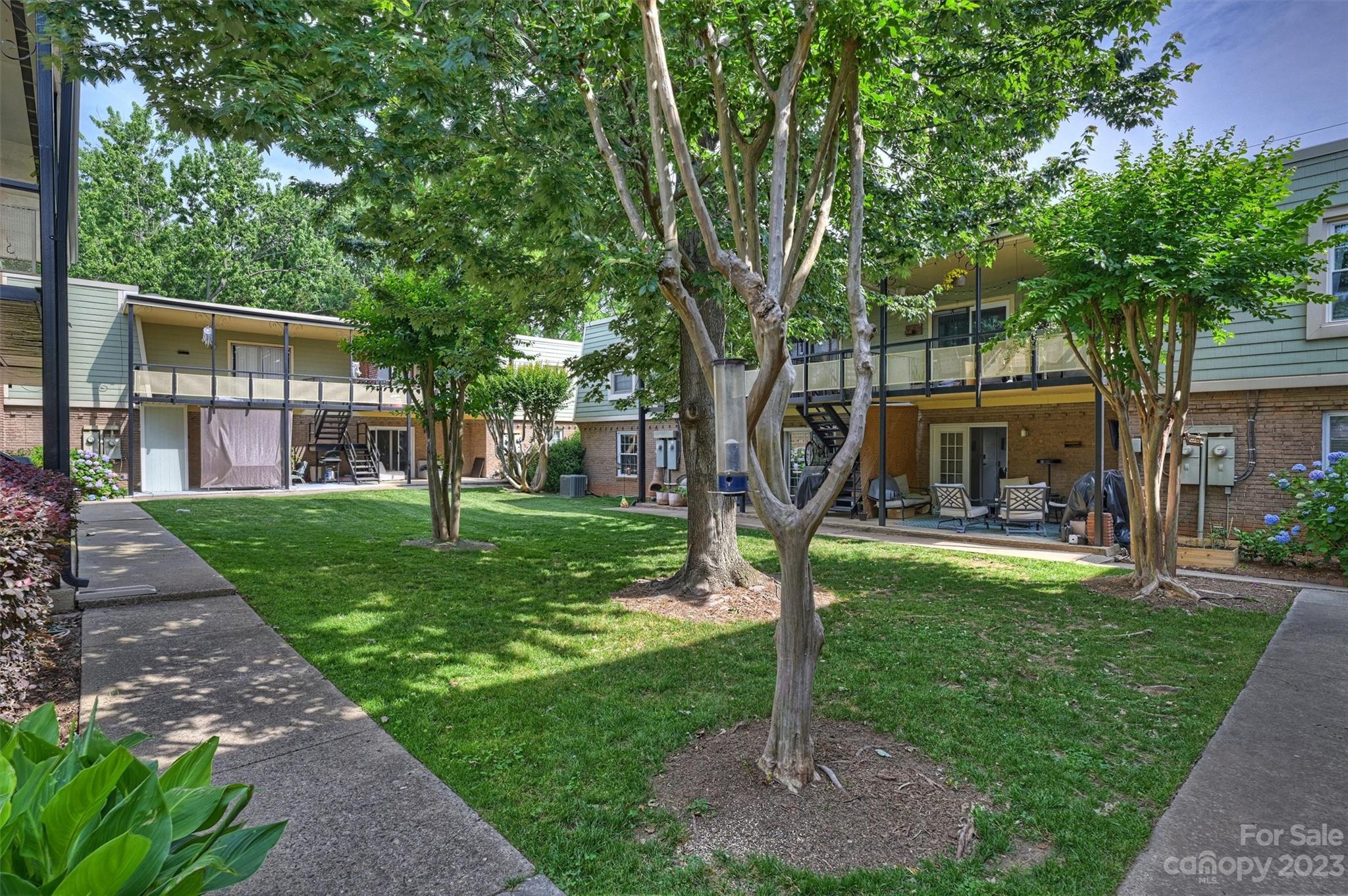 2616 Park Road Unit: B