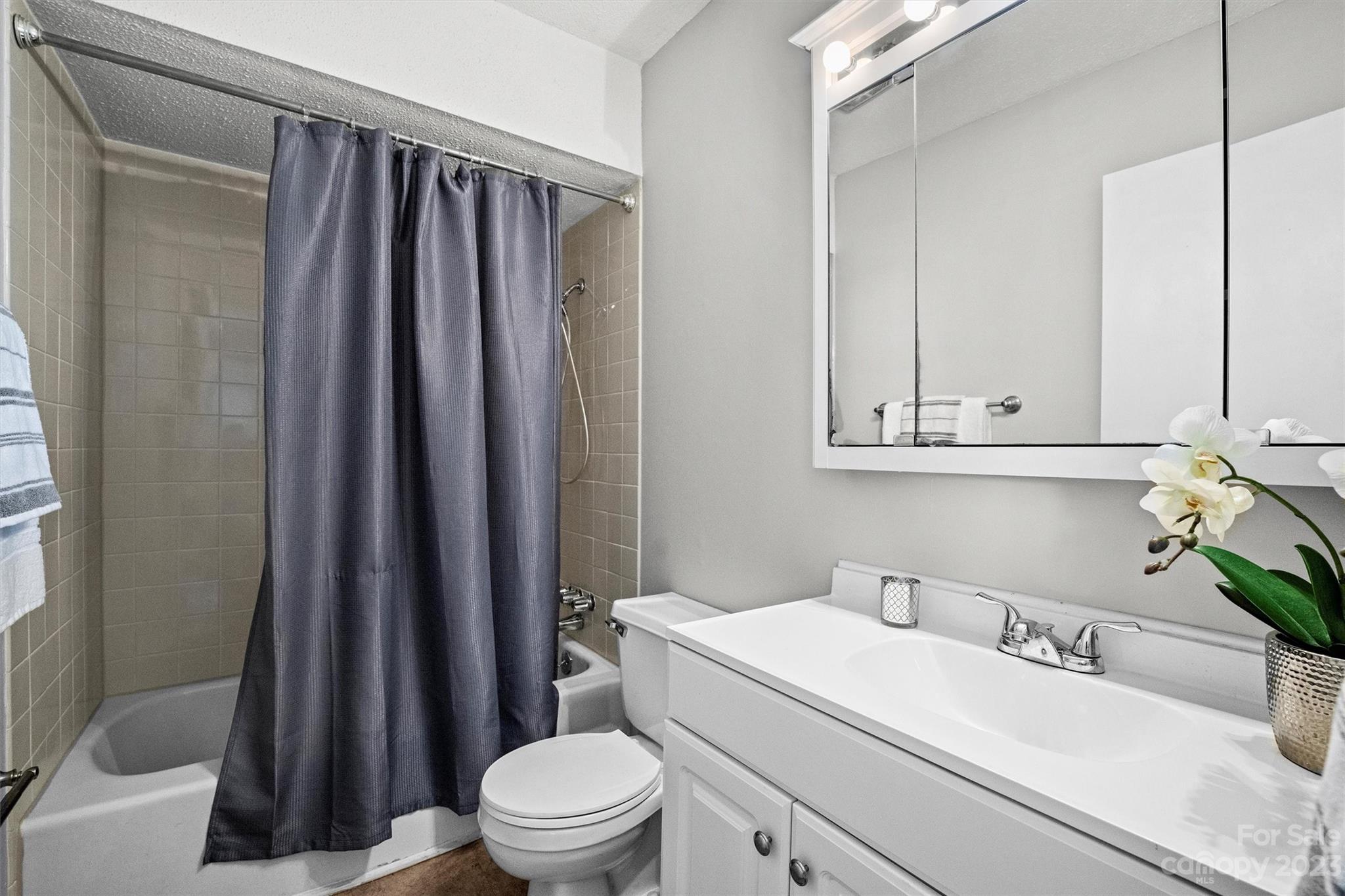 2616 Park Road Unit: B