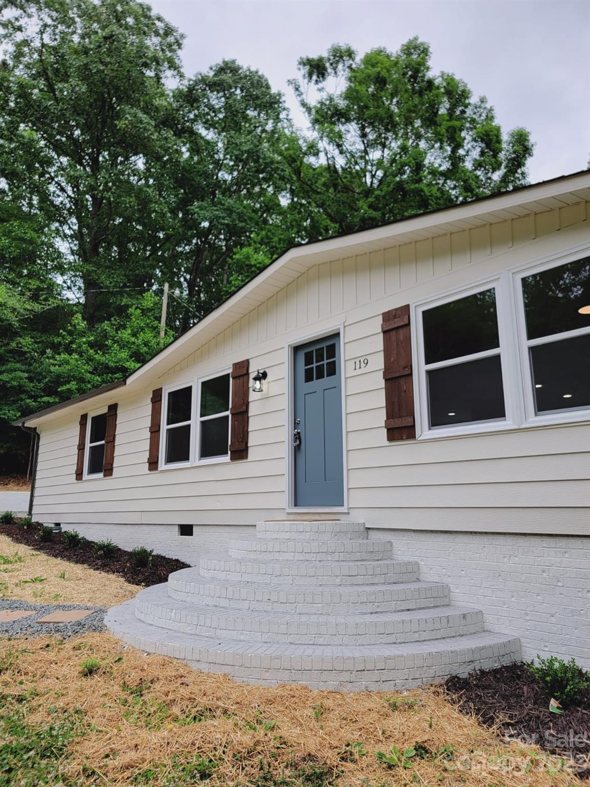 119 Lin-Mar Drive