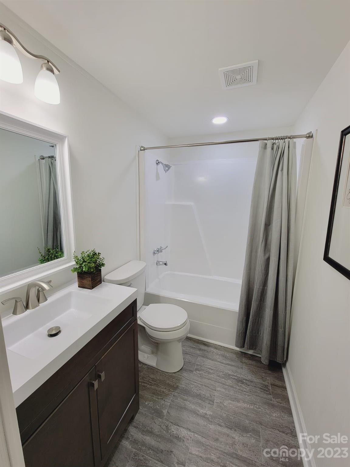 119 Lin-Mar Drive