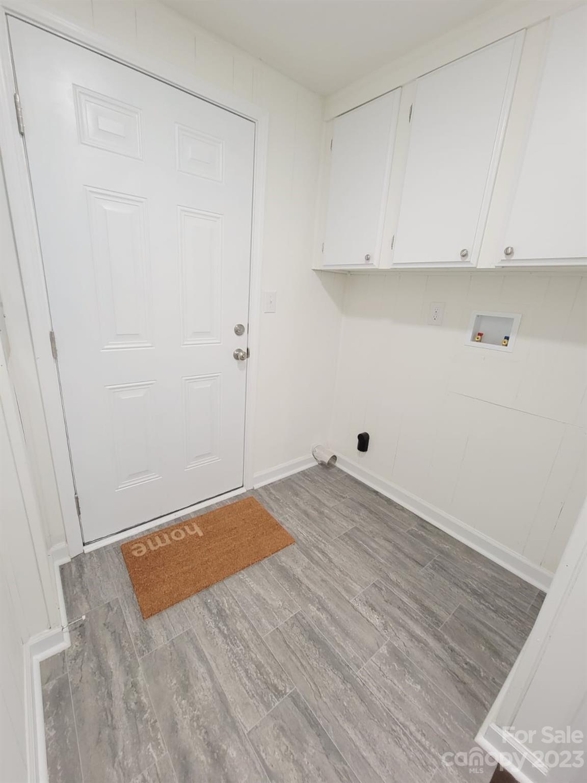 119 Lin-Mar Drive