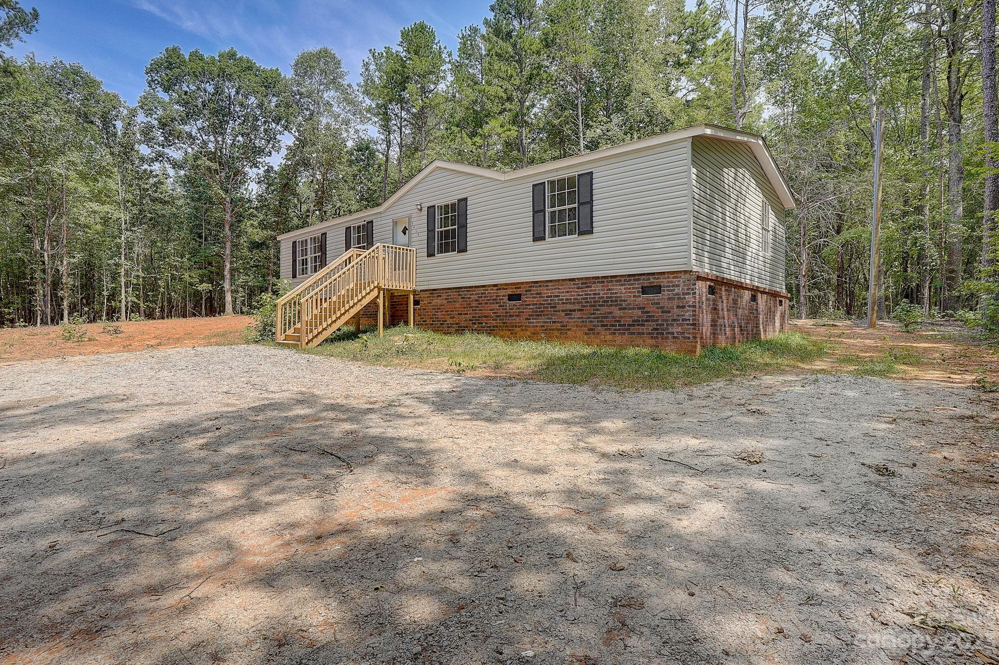 5959 TAXAHAW Road