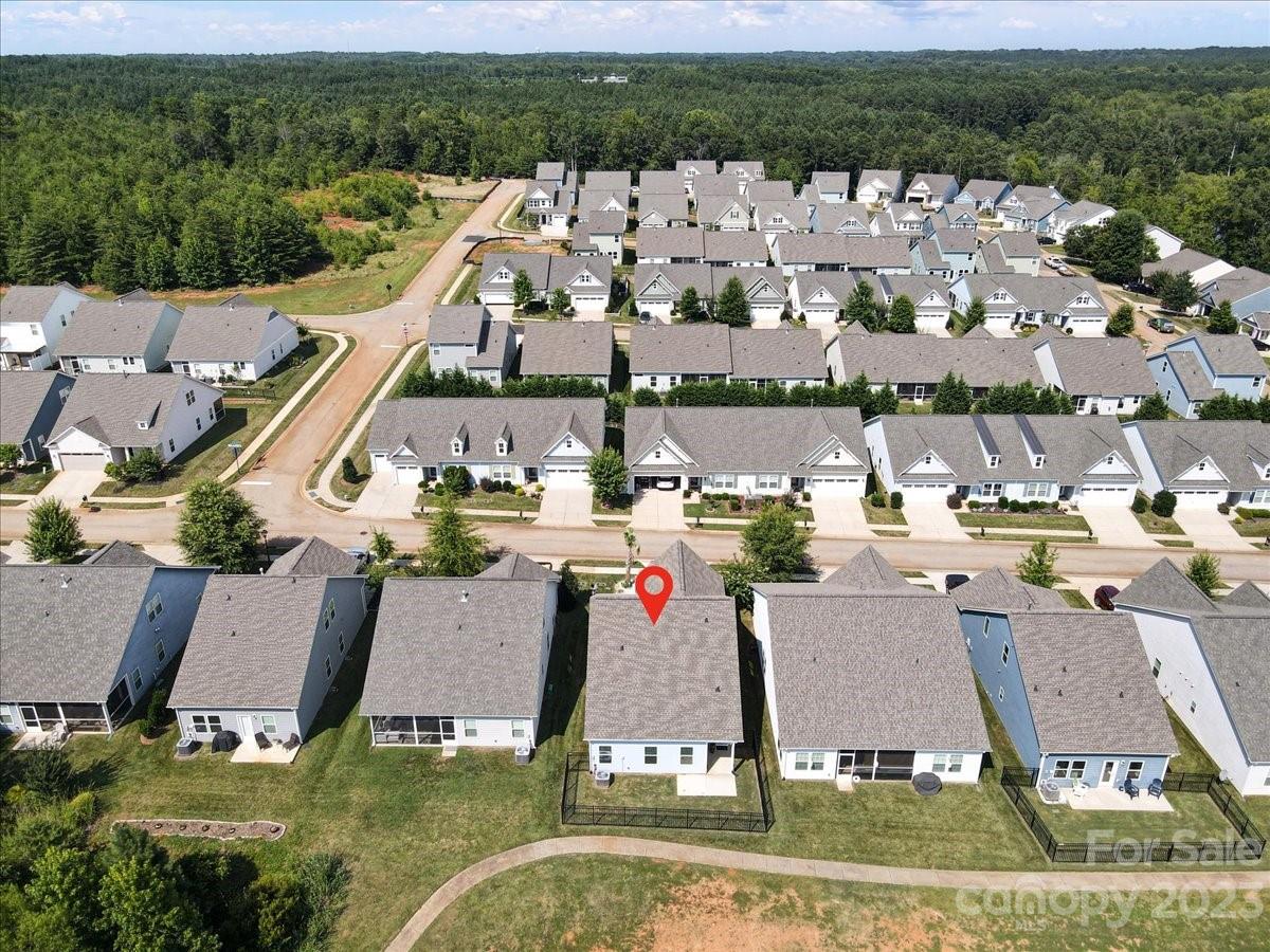 40125 Crooked Stick Lane
