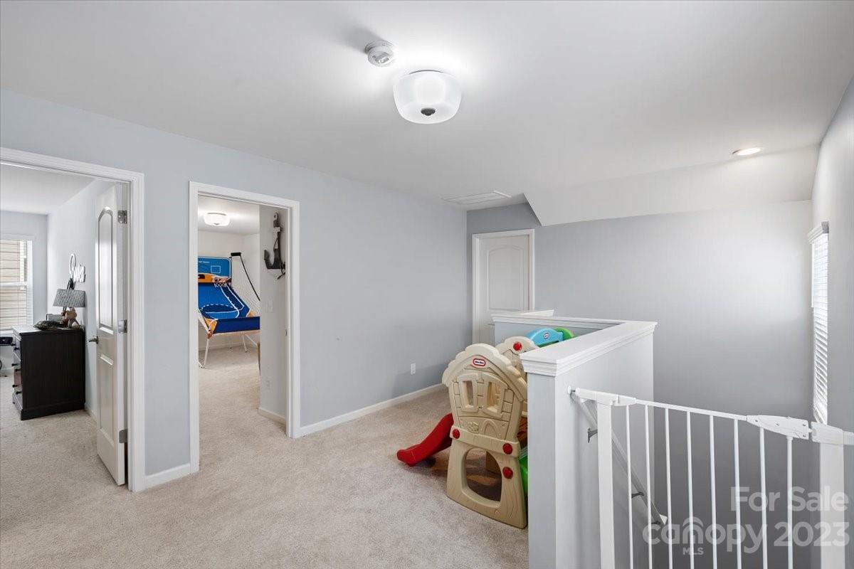 40125 Crooked Stick Lane