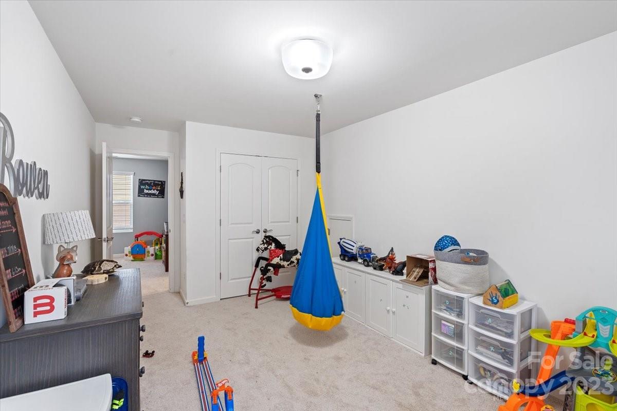 40125 Crooked Stick Lane