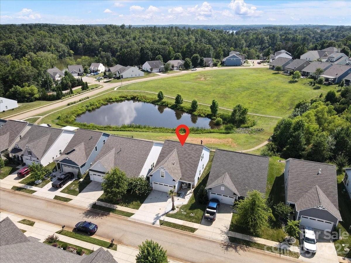 40125 Crooked Stick Lane